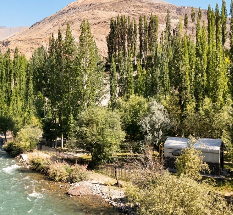 Rustagaarii Retreat on the Nazbar river, Yasin Valley